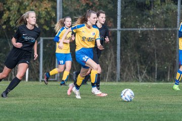 Bild 89 - wBJ MSG Steinhorst-Krummesse - VfL Pinneberg : Ergebnis: 2:0